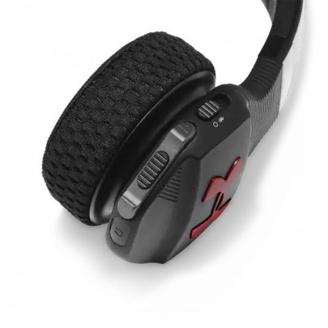 jbl-ua-sport-wireless-train-big-2